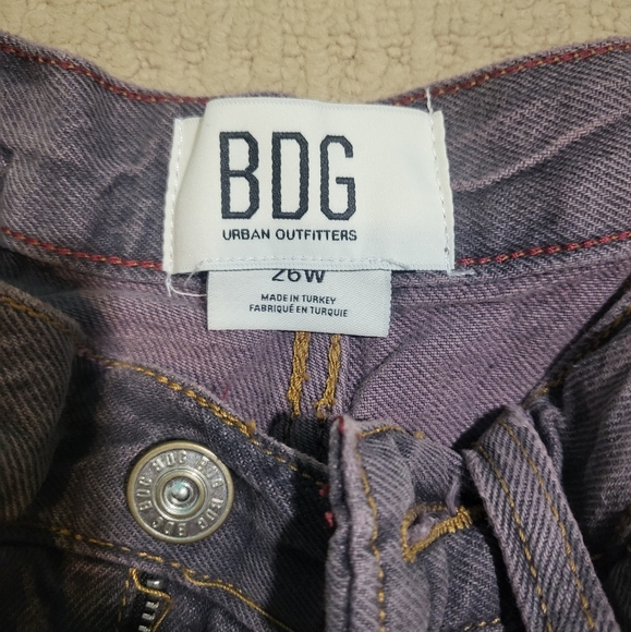 BDG Logan Buckle Baggy Boyfriend Jean Urban Outfitters Size 26 - Picture 2 of 5